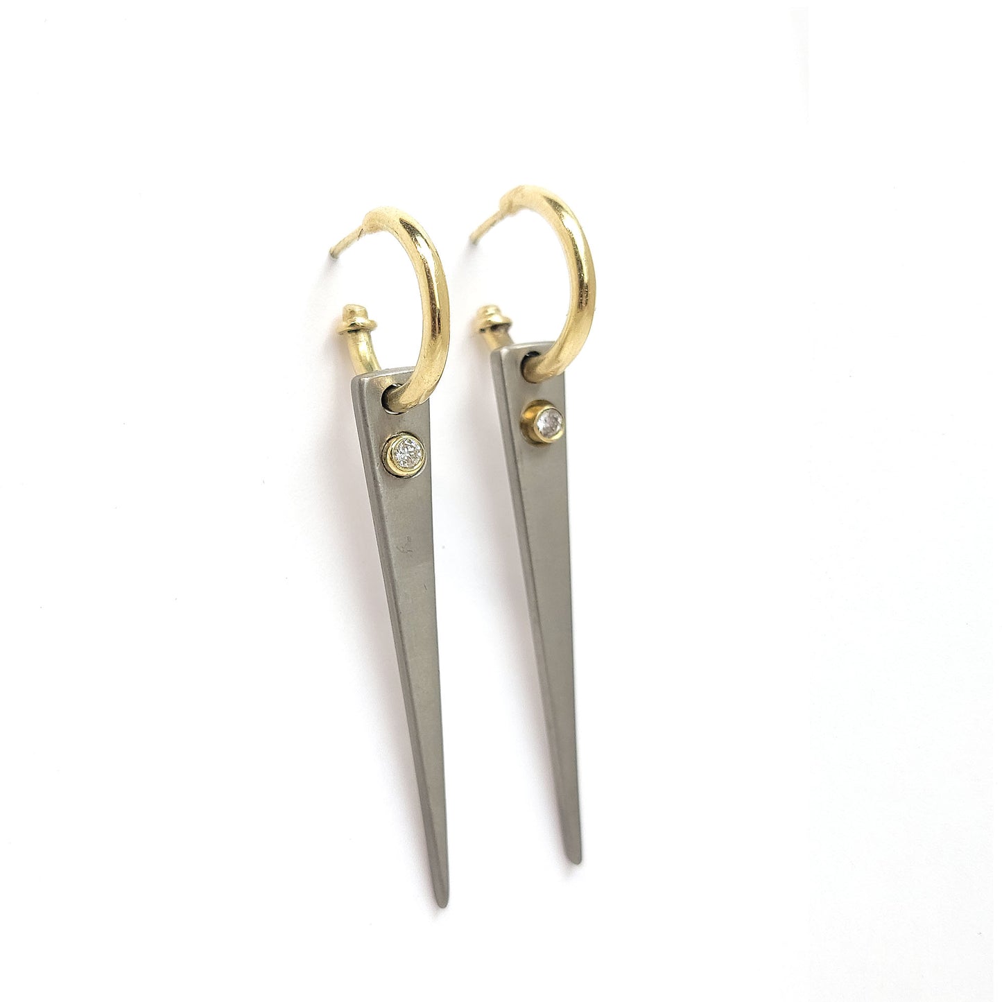 AA-Earrings Loop - diamonds