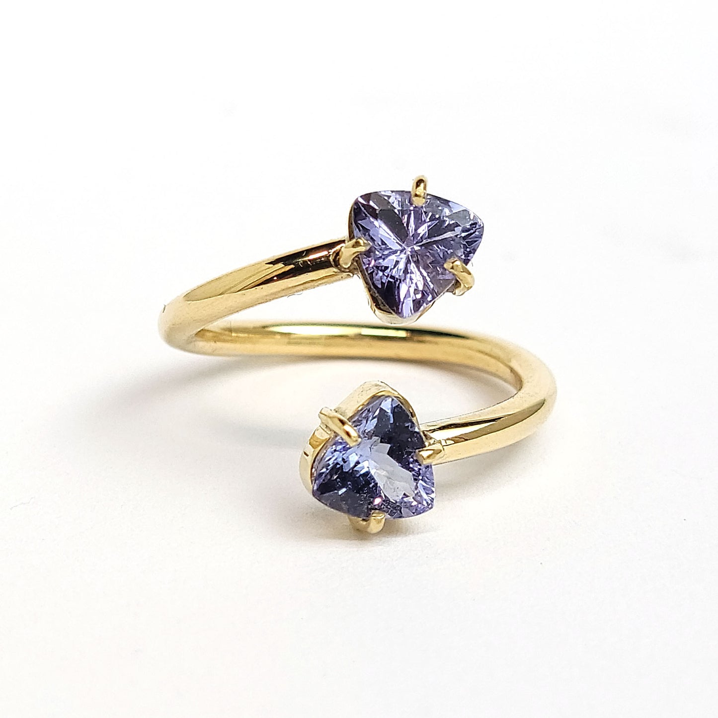Tanzanite - 18k Yellow Gold Ring