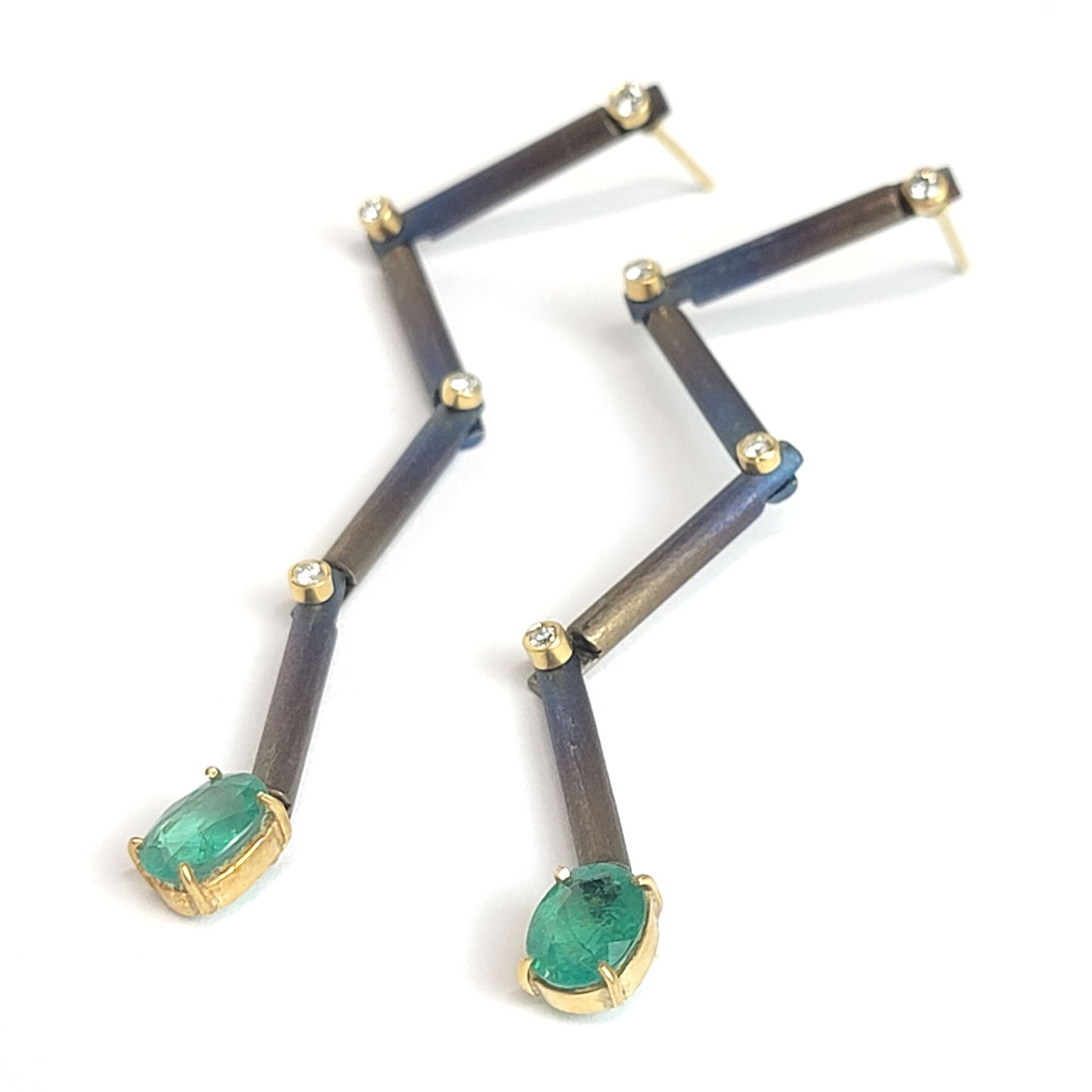 Long Earrings - Emerald and Diamonds