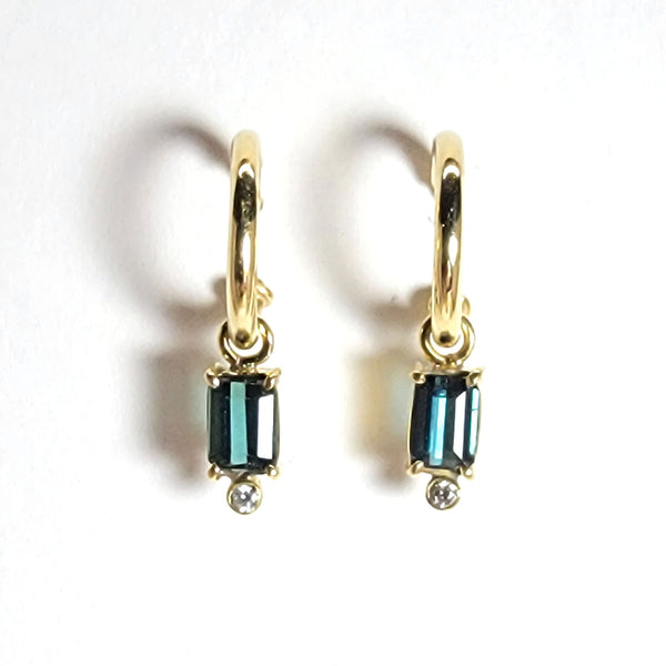 Earrings Loope Green Tourmaline and Diamonds in 18k Gold