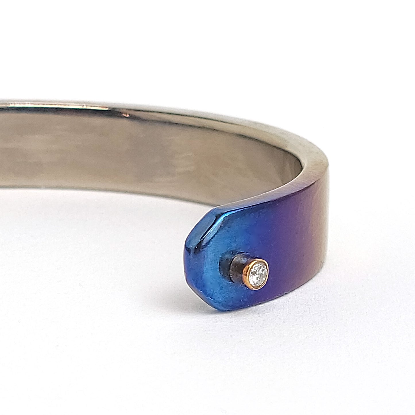 Titanium Bracelet - Diamonds