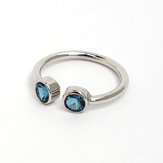 ET London Blue Topaz sterling Silver ring