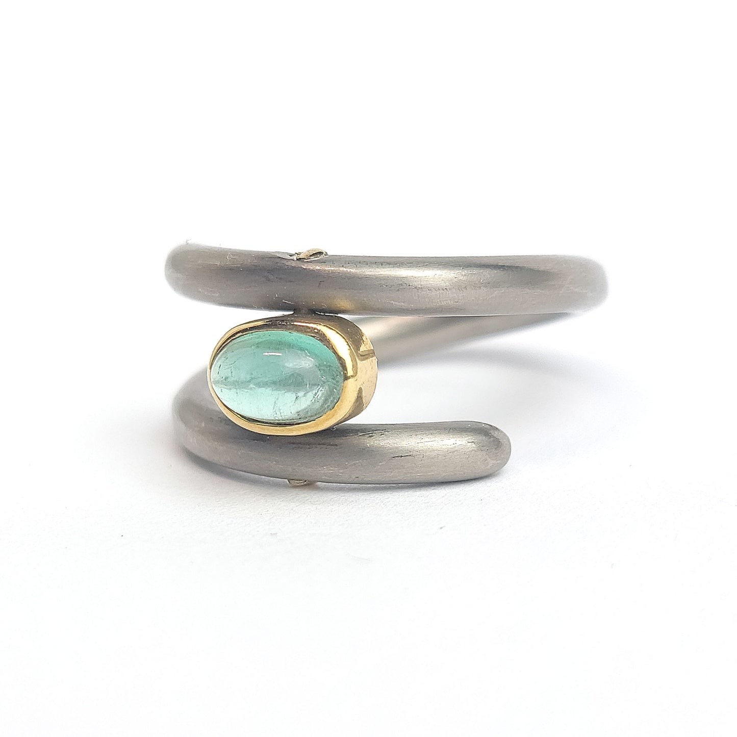 Titanium ring - Emerald Cabochon